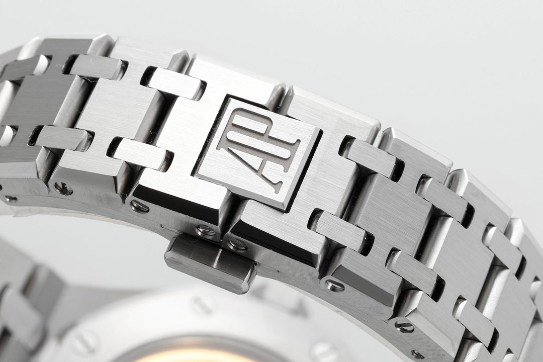 Royal Oak 15500ST Silver Dial