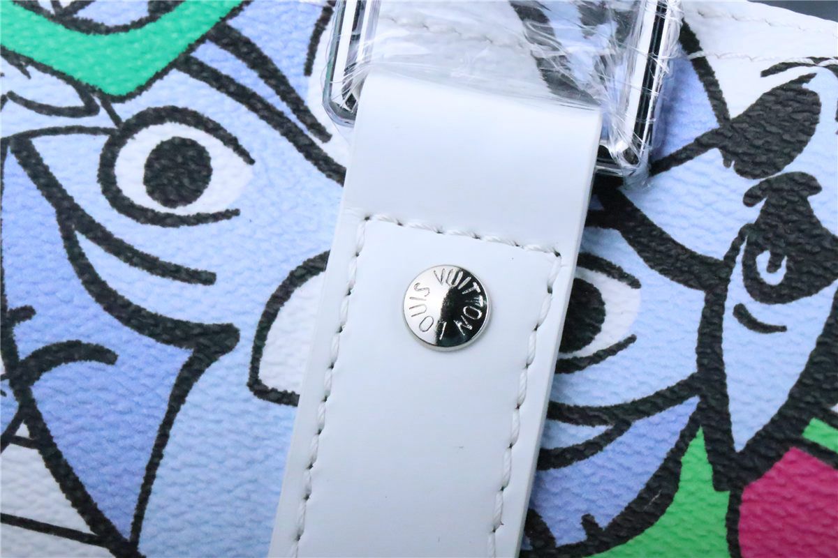 LV Keepall Bandouliére 50 Comics (M21863)