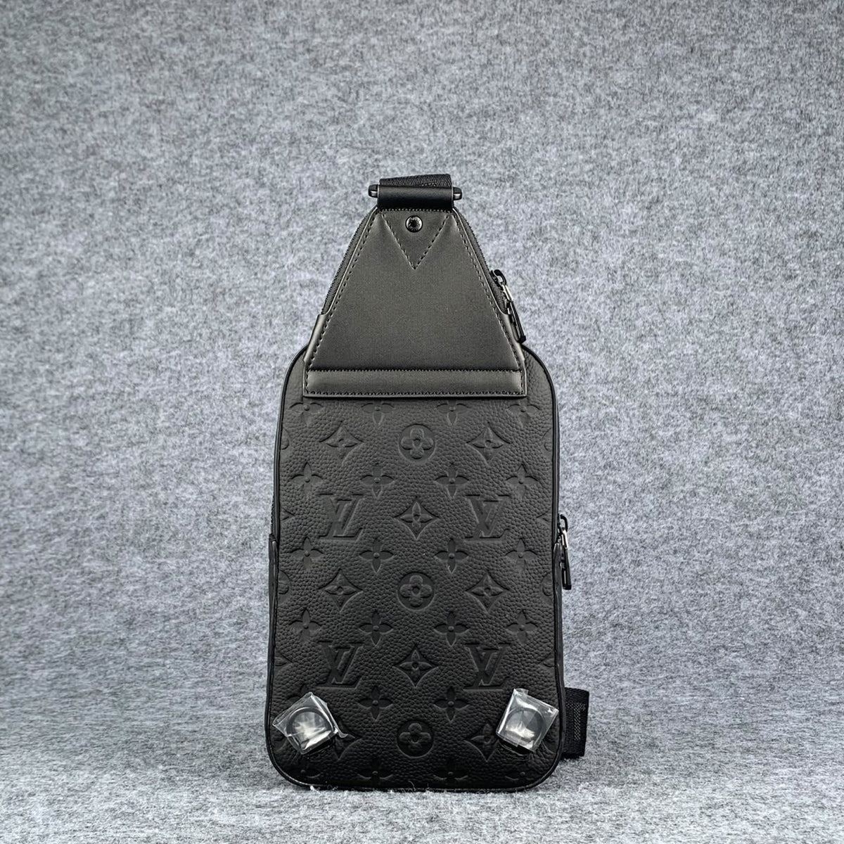 LV Avenue Slingbag PM