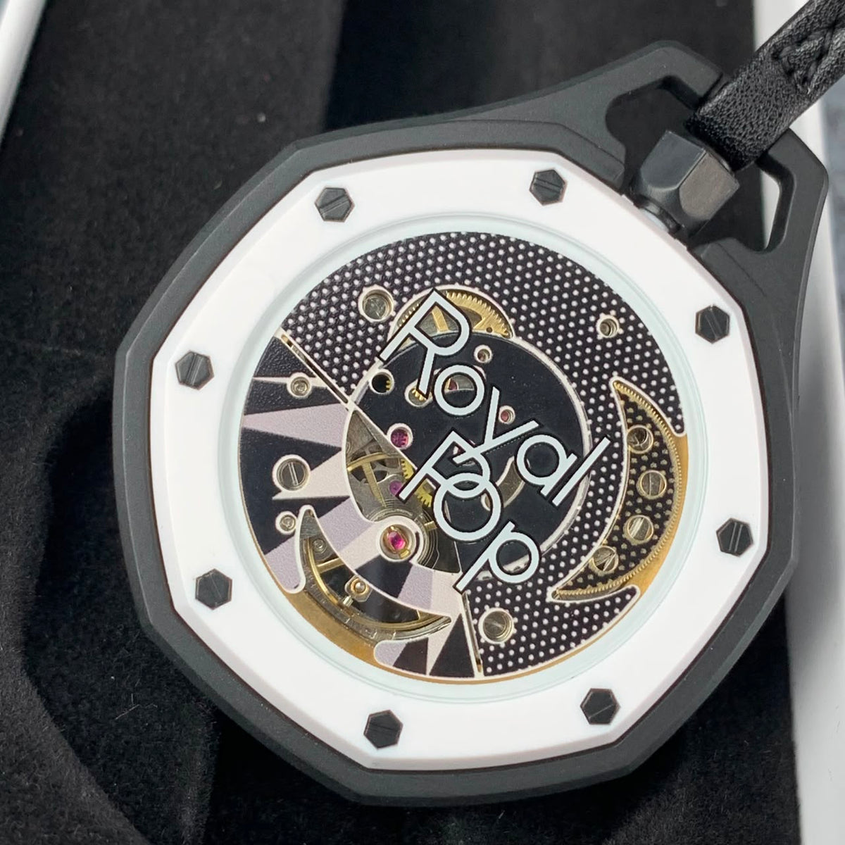 AP x Swatch Royal Pop ‘Ocho’