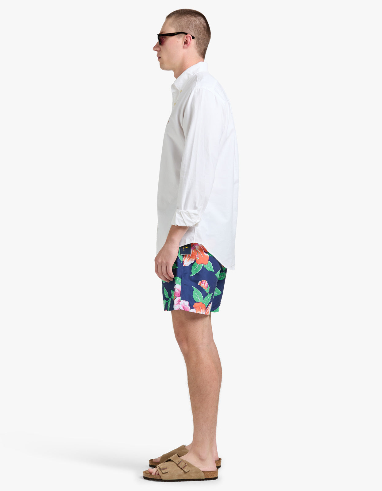 5.75 Inch Traveler Classic Swim Trunk - Iconic Hibiscus Navy