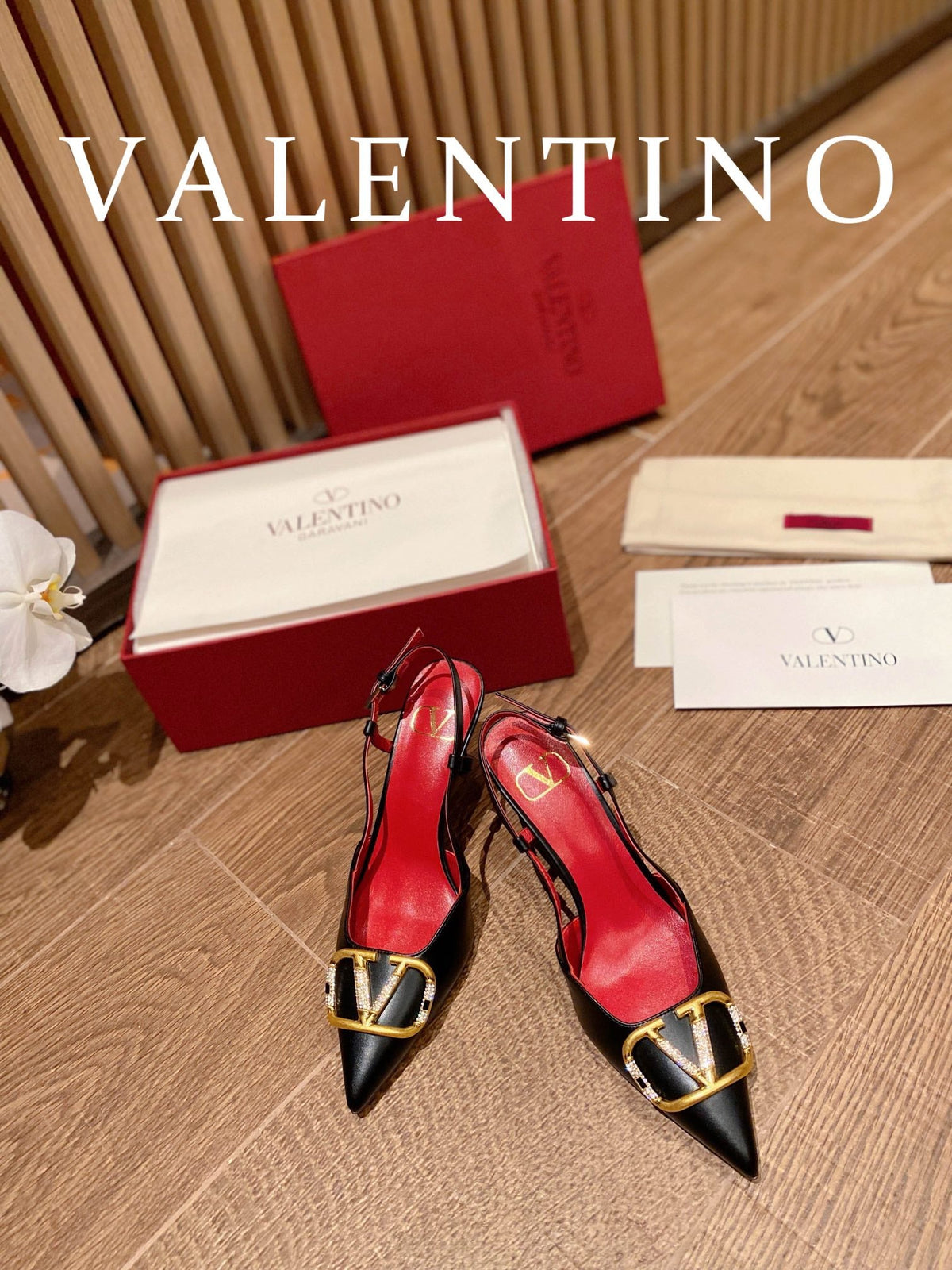 Valentino VLogo Signature Leather Pumps – 2022 Collection