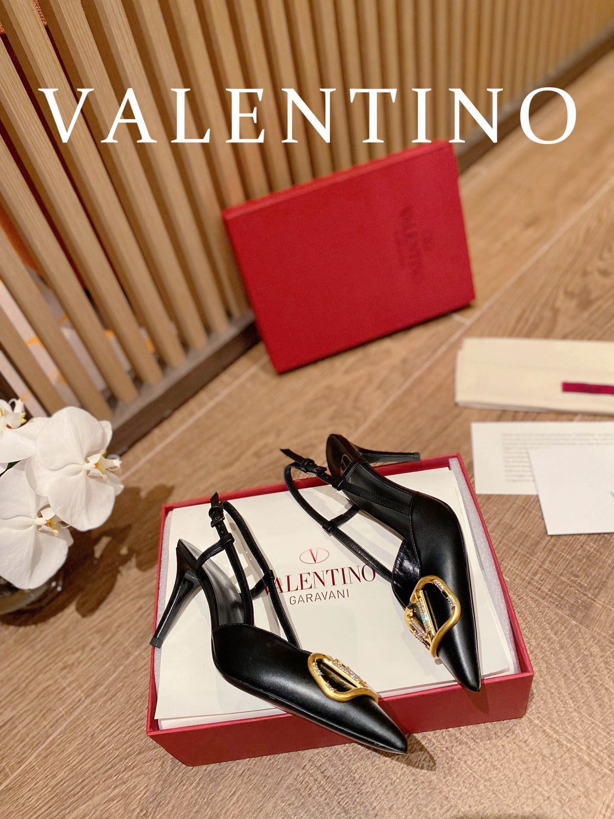 Valentino VLogo Signature Leather Pumps – 2022 Collection