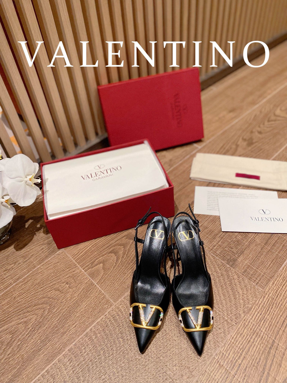 Valentino VLogo Signature Leather Pumps – 2022 Collection