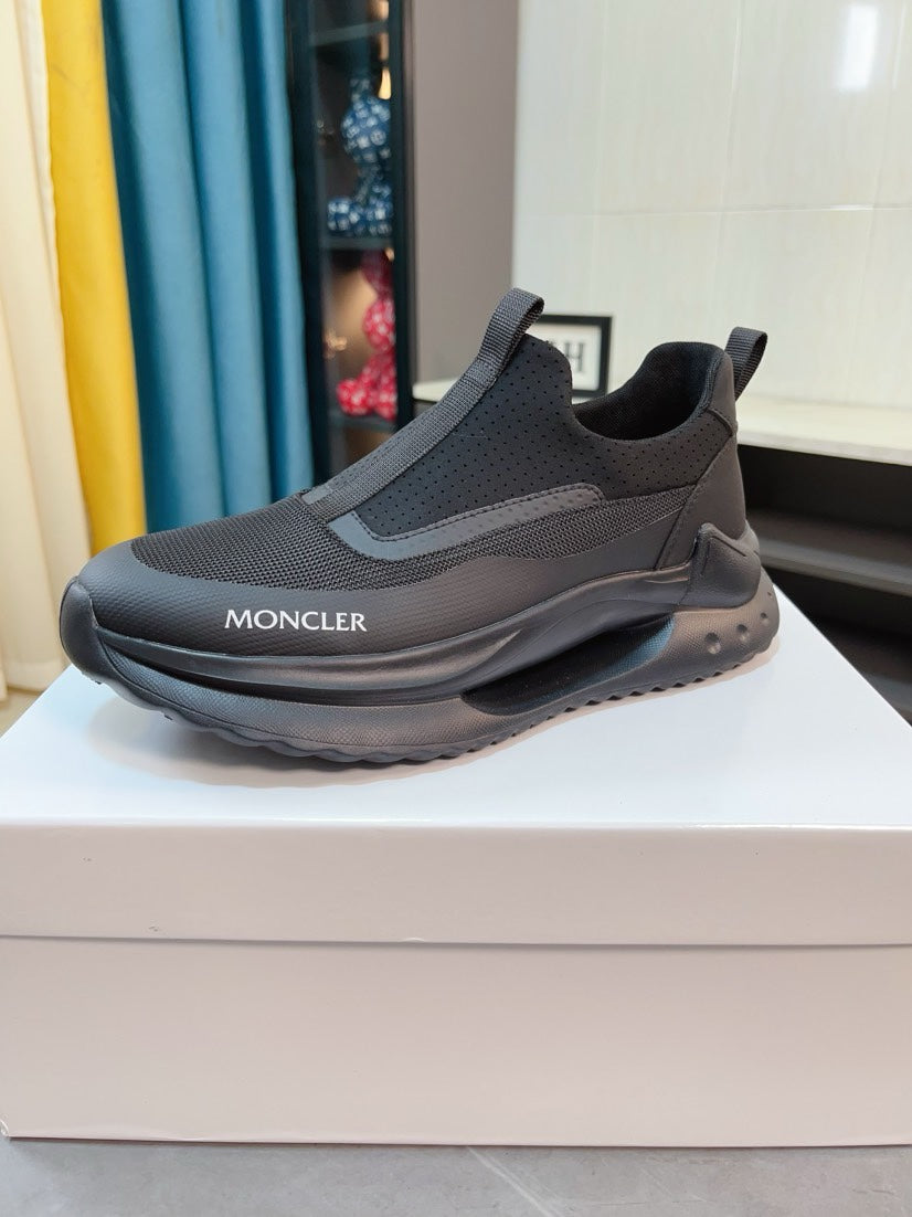 Moncler Calfskin Lace-Up Casual Sneakers