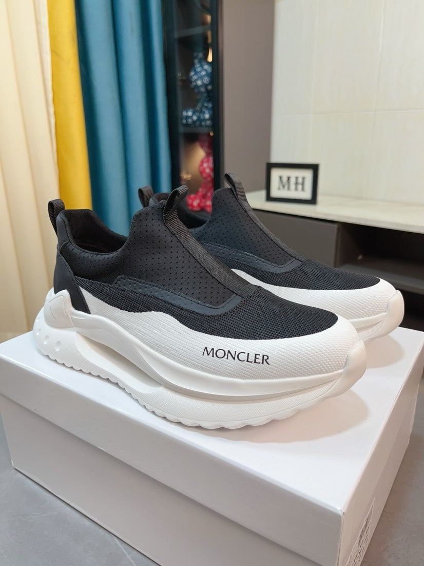 Moncler Calfskin Lace-Up Casual Sneakers