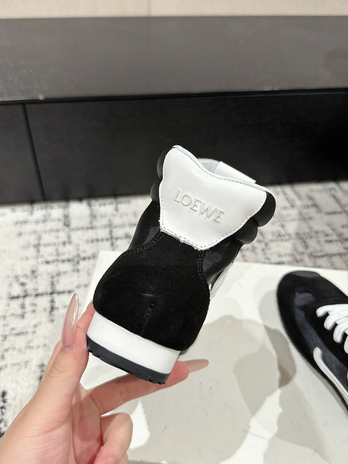Loewe Flow Runner 2.0 Runway Sneakers – 25SS