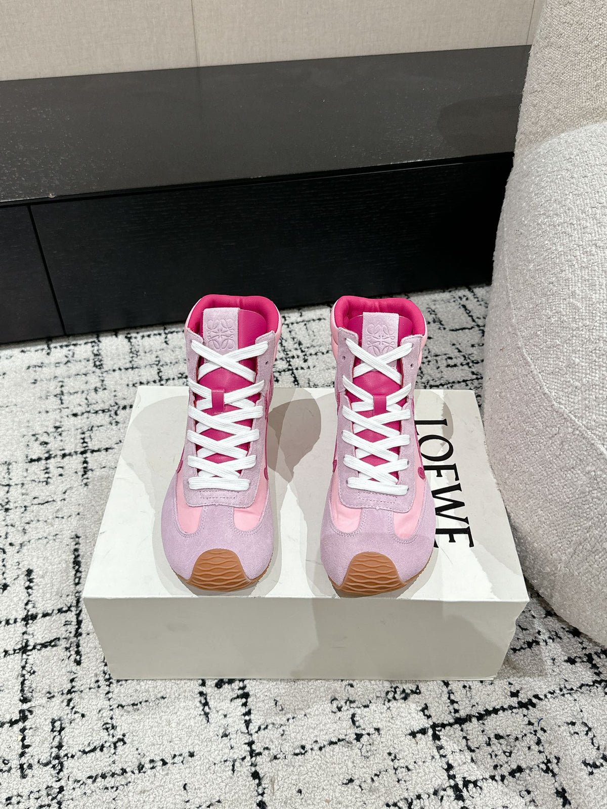 Loewe Flow Runner 2.0 Runway Sneakers – 25SS