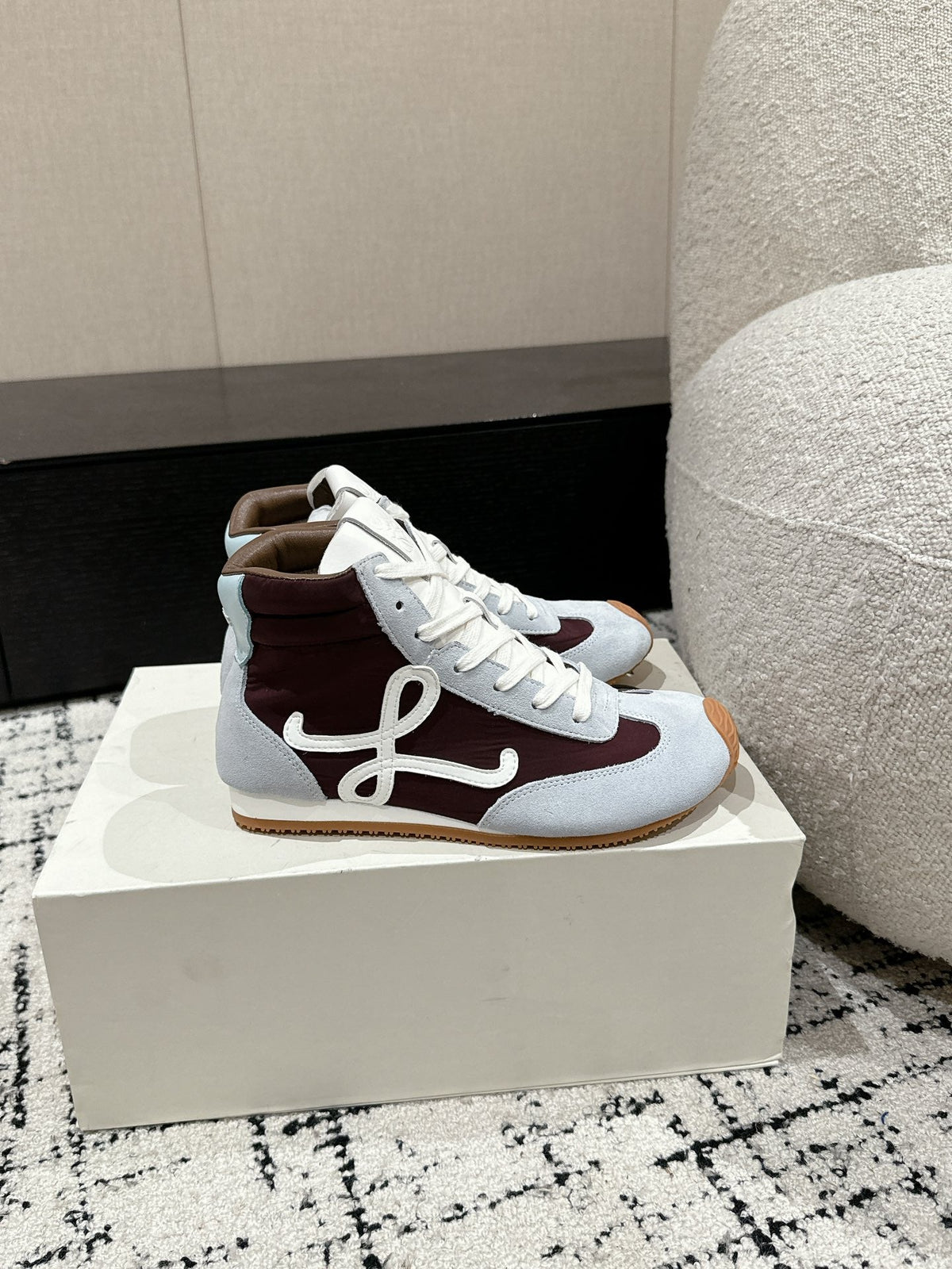 Loewe Flow Runner 2.0 Runway Sneakers – 25SS