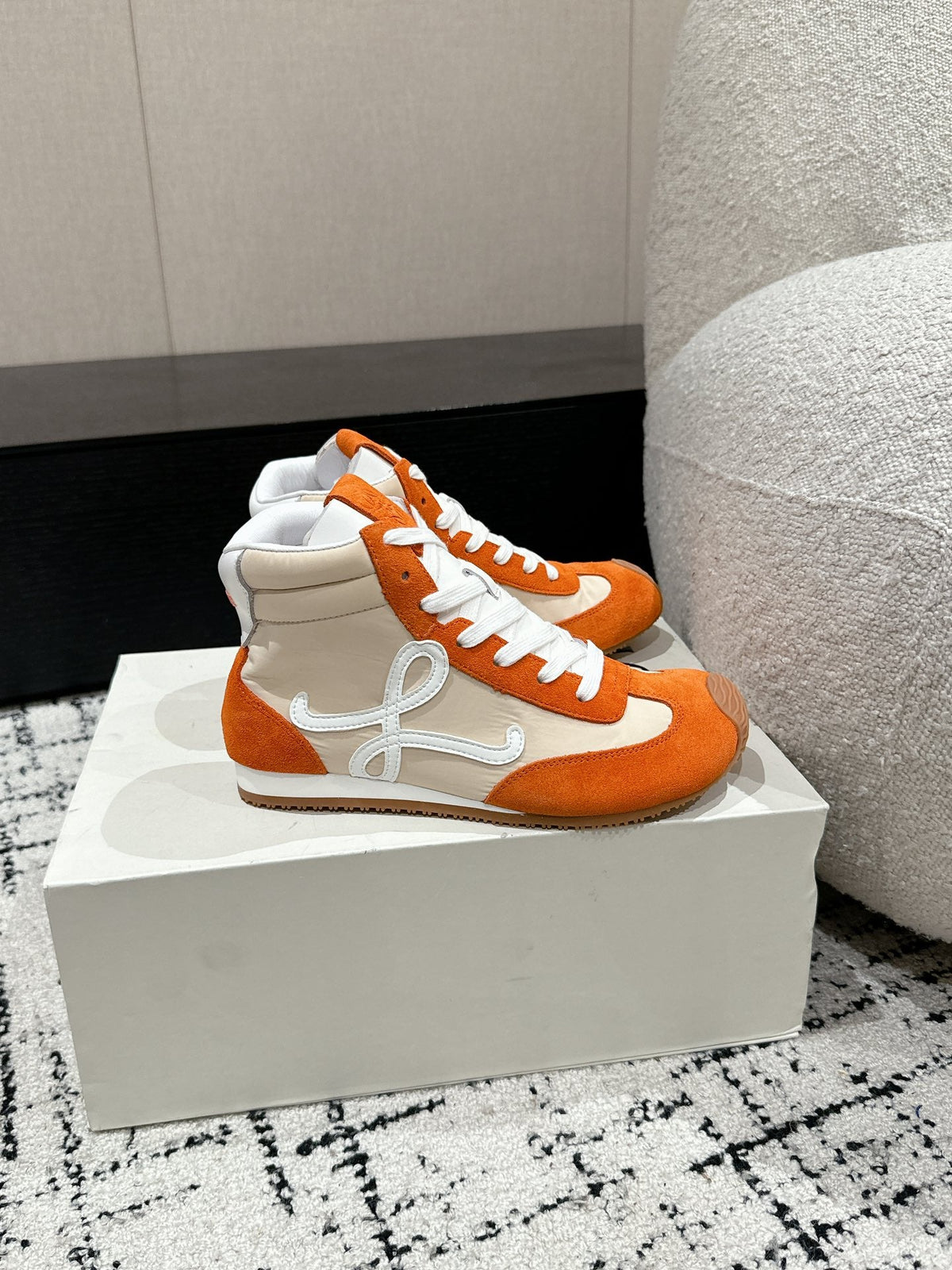 Loewe Flow Runner 2.0 Runway Sneakers – 25SS
