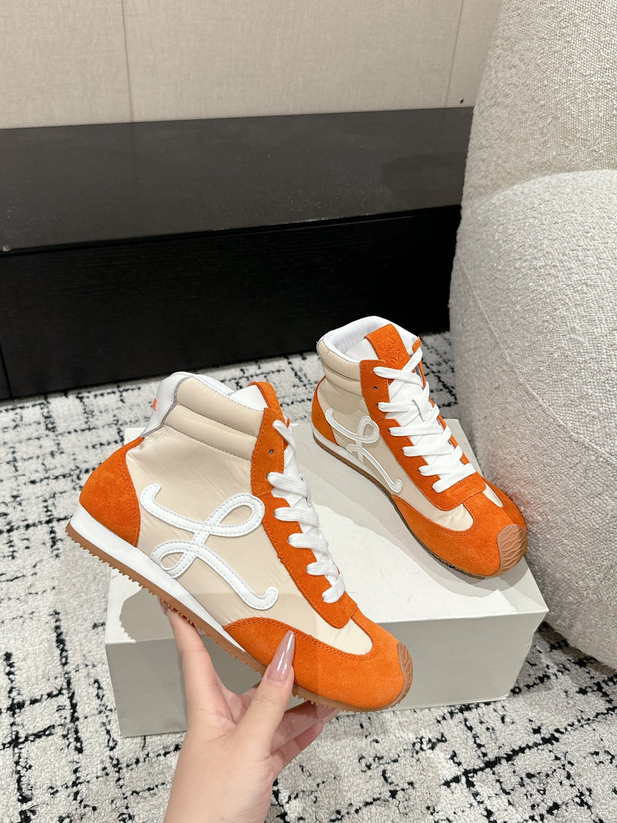 Loewe Flow Runner 2.0 Runway Sneakers – 25SS