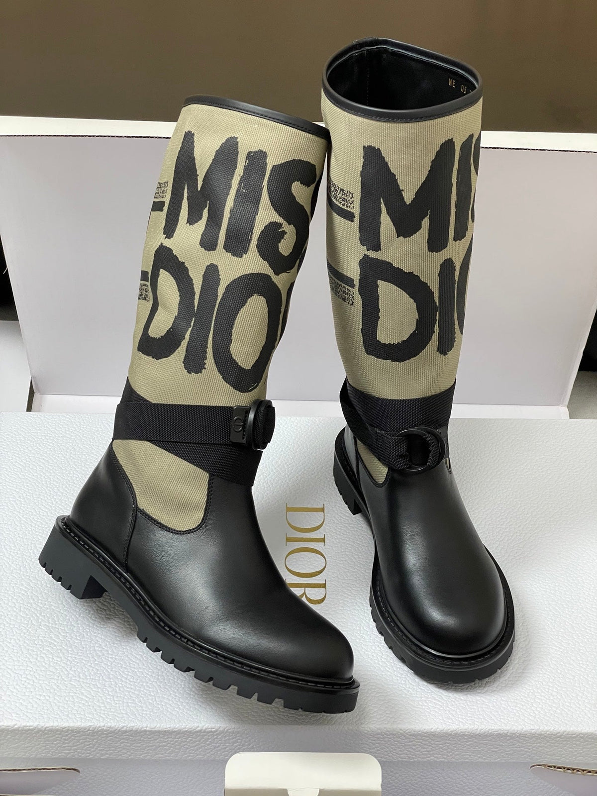 Dior D-Major Graffiti Mid-Tube Combat Boots – Autumn/Winter Collection