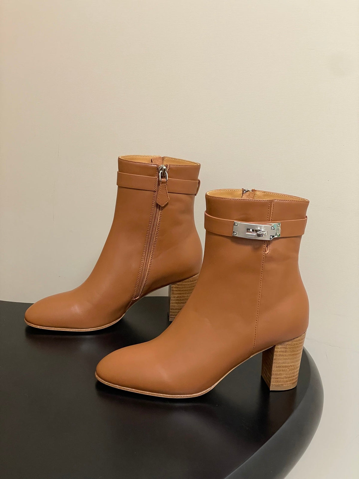 Hermès Saint Germain Kelly Buckle Ankle Boots – 25FW