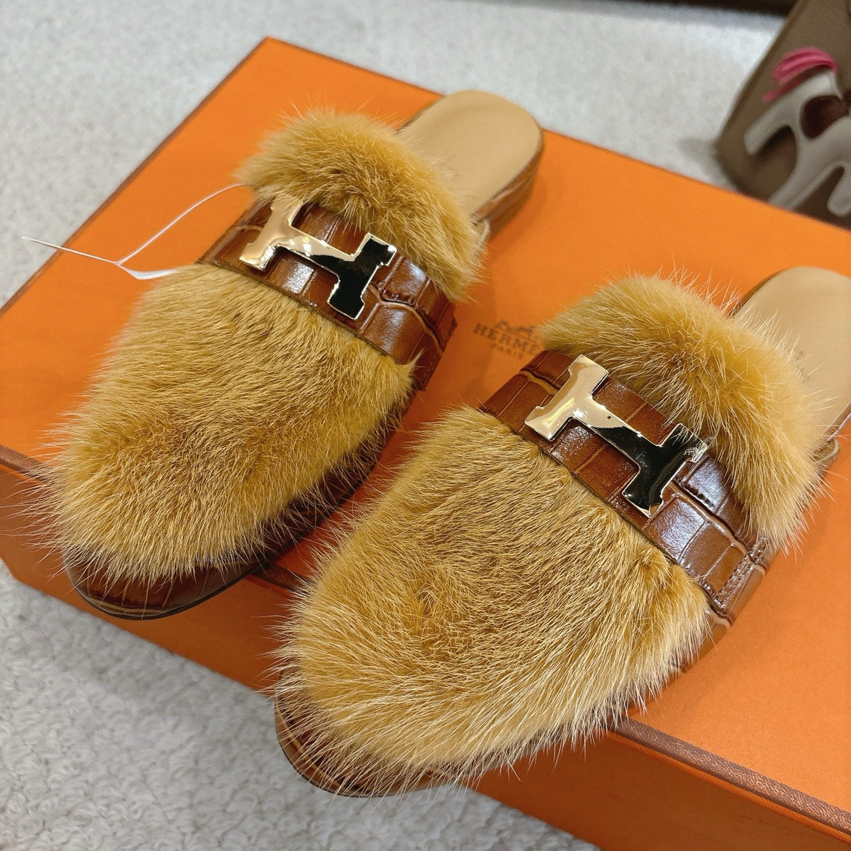 Hermès Mink Suede Loafers & Mules – Autumn/Winter Collection