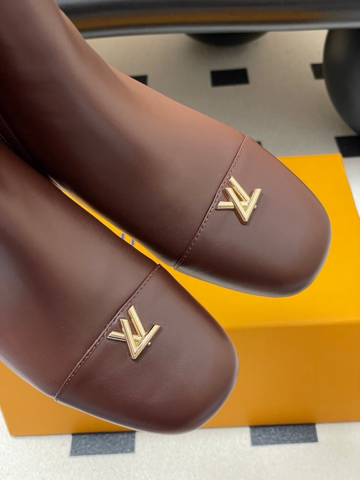 Louis Vuitton LV Swing Metal Heel Ankle Boots – 25SS Autumn/Winter Collection