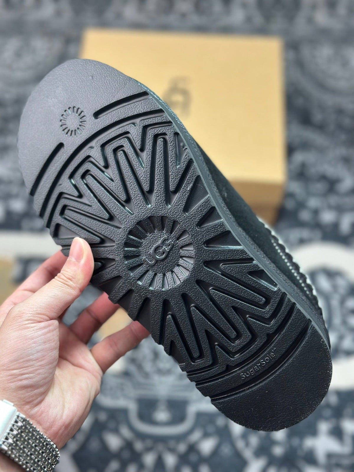 UGG Tazz Platform Snow Boots