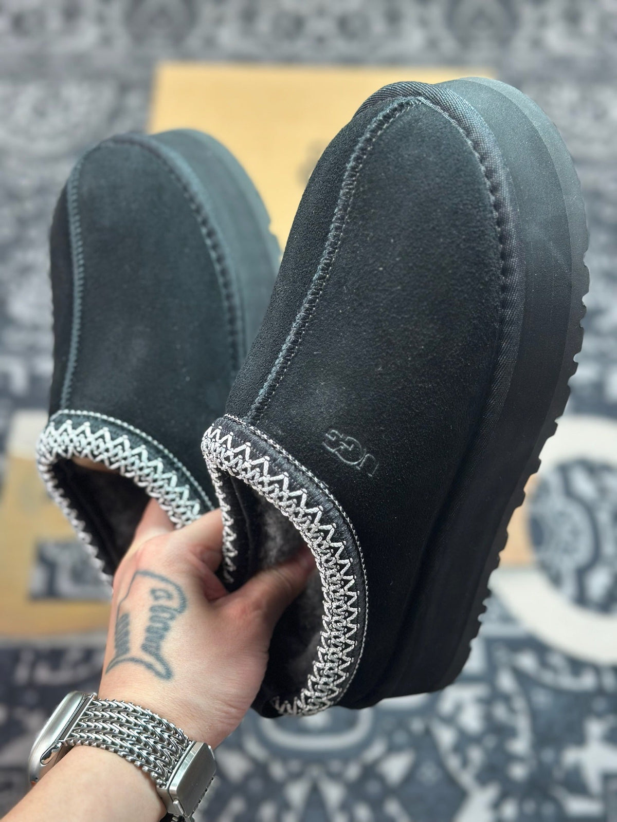 UGG Tazz Platform Snow Boots