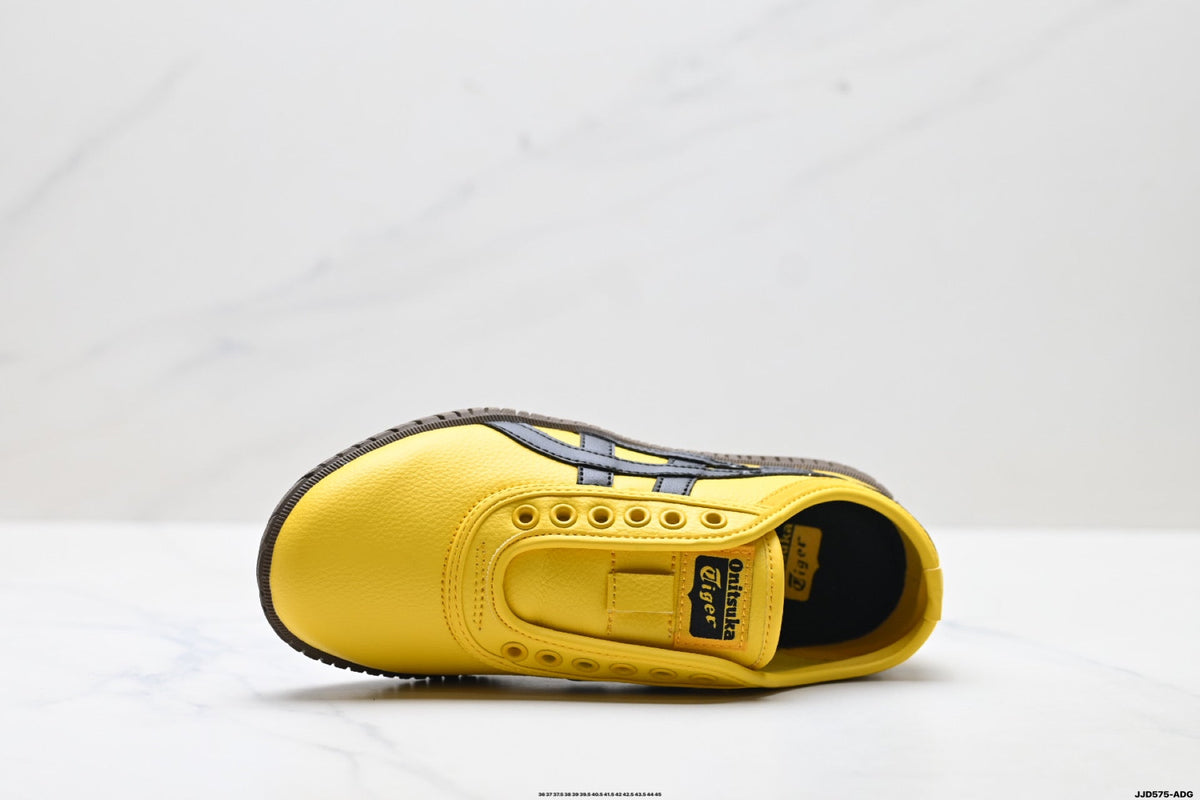 Onitsuka Tiger TSUNAHIKI Slip-On Casual Sneakers