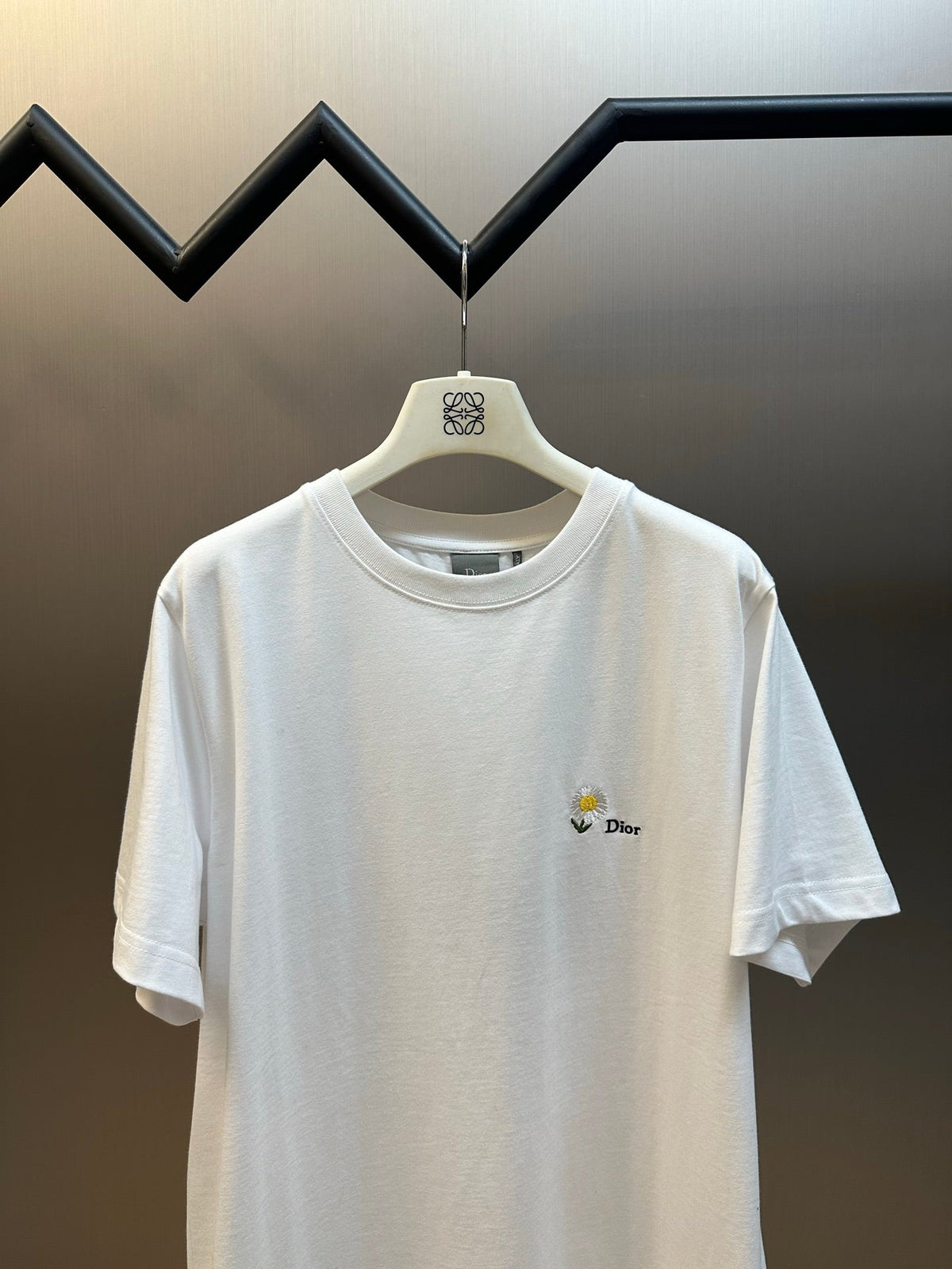 Dior Daisy Embroidered Short-Sleeved T-Shirt