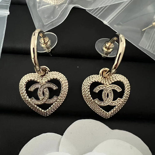 18K  Chanel Heart Earrings